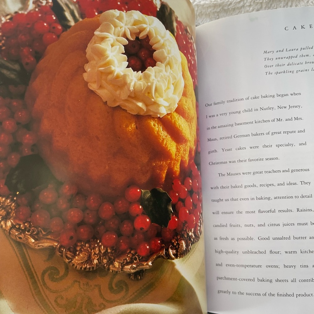 Martha Stewart’s Christmas 1st Edition Holiday Entertaining 1989 - Picture 7 of 9